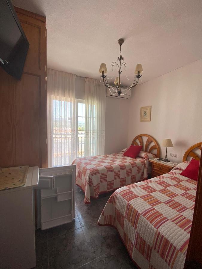 Pension Mari Carmen Salobrena Exterior photo
